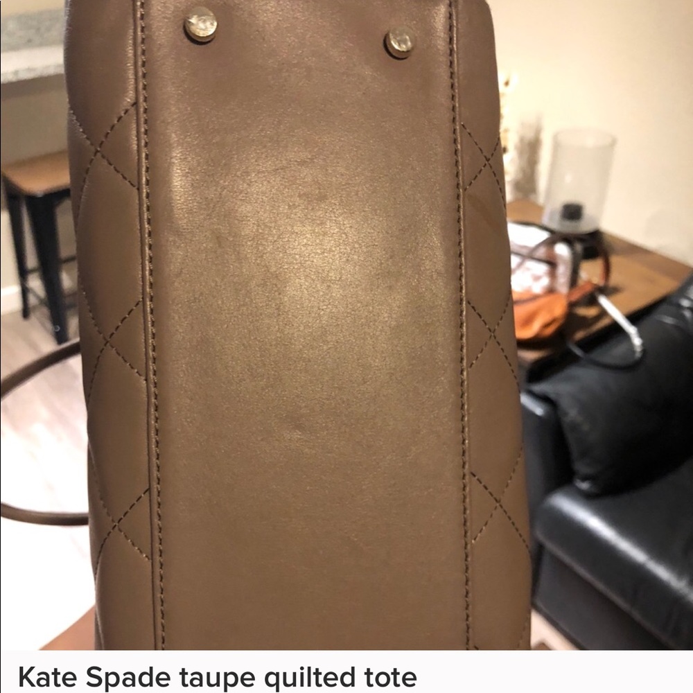 Kate spade tote ones with a shoulder strap - Picture 3 of 7